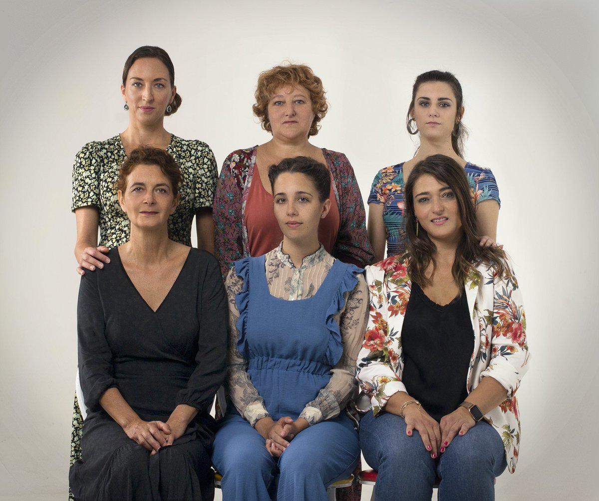 LpaCultura's tweet photo. #27temudas
sábado 8
📍Vegueta | 12h y 18h Anna Confetti «A la fresca»

📍Castillo de Mata |  19h Russafa Escènica «Un siglo de abismos»

📍Teatro Guiniguada | 19h Dorado Producciones. «Momo»

📍Catedral | 19h y 20h Lazuz Company. «Baktana»

📍Miller | 20h C-Art Dance «Hiraeth» https://t.co/p9BW4yYVov