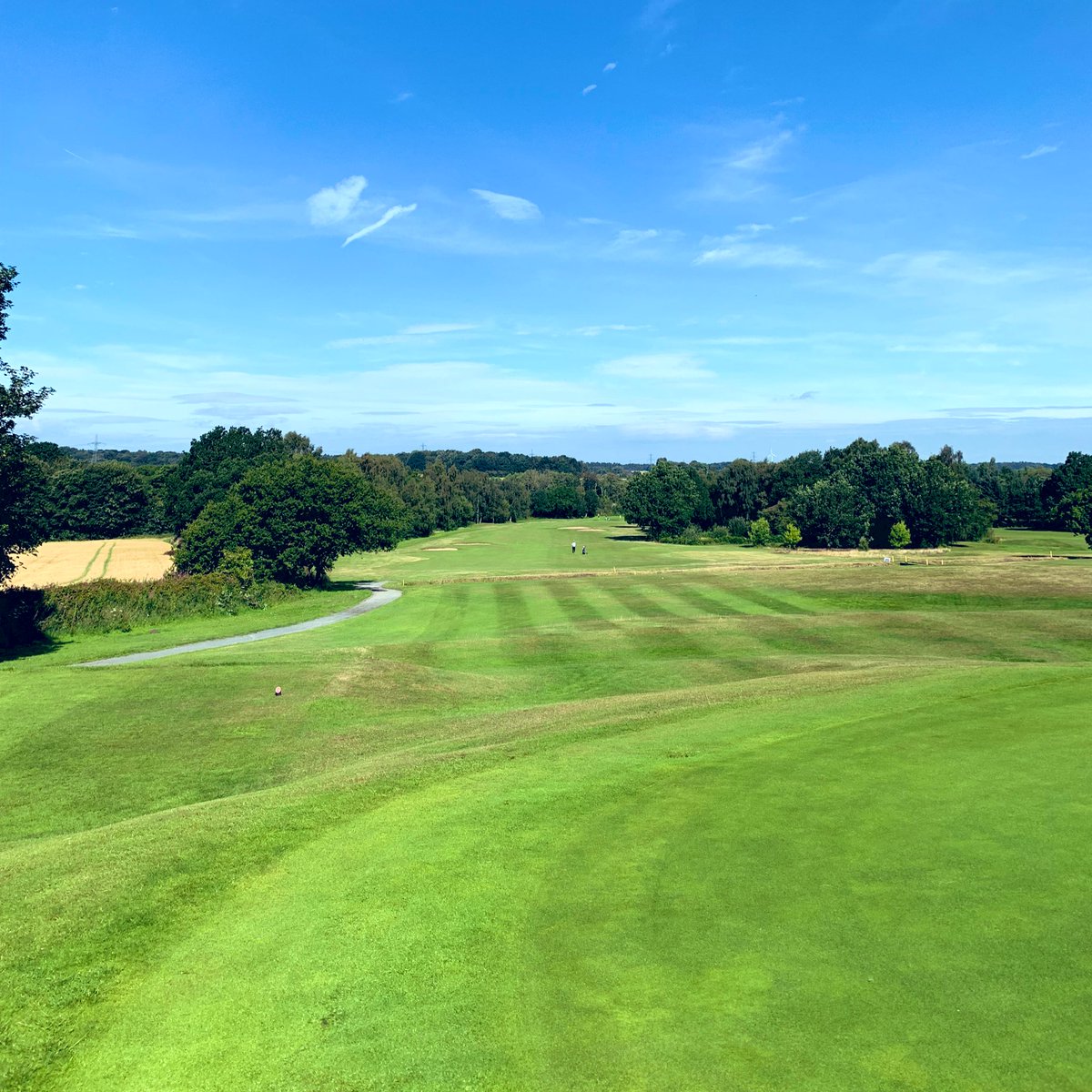 Mens open underway, nice to see a bit of green again, Course starting to shine in the sun ☀️