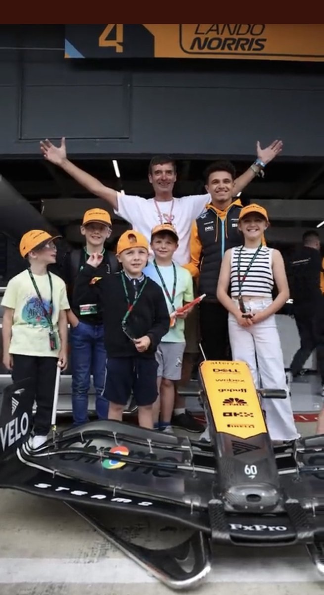 ST3AMCo's tweet photo. SO PROUD TO…
Be at #BritishGP 🏁flying a flag to celebrate that #CreativityIsGreat Britain 🇬🇧
With creative innovators @McLarenF1 and their super star @LandoNorris 🏎️
We’ve brought children, parents, carers and teachers from Shropshire, Cornwall, Yorkshire, Dorset and London to Silverstone🚀
SHOWING how we are ALL #SponsorX thanks to @Smartsheet 🙌
Helping us Raise/Inspire #OurMillion23👨👩👧👦
To ignite our #CreativityRevolution23✊
MORE INFO: https://t.co/FSnAdzvnEK