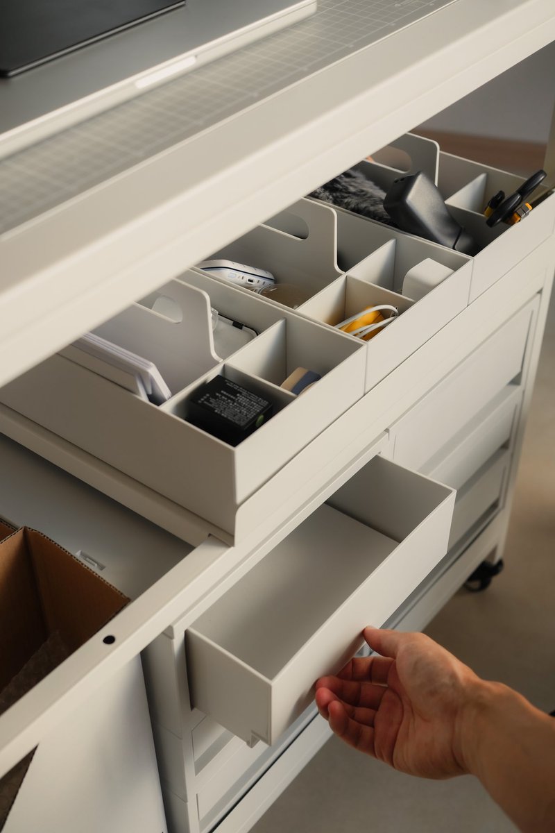 IKEAと無印を組み合わせて、 最強のデスクサイドワゴン作ったから