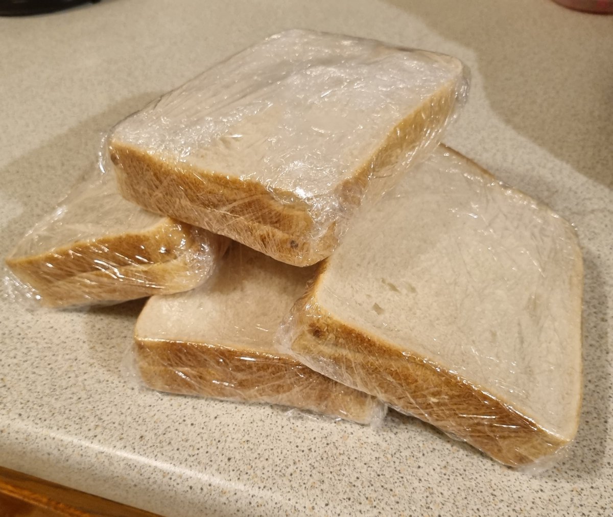 pvc_sandwich's tweet image. 20 days to go &amp;amp; counting... #FunTimesAhead #DressUp #MeBeingMe 💞💃💞🥪👗🥪