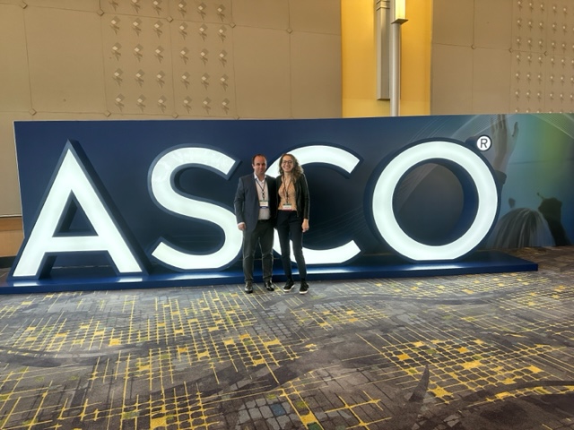 MedisprofNews's tweet photo. Our colleagues attended @ASCO's annual meeting in Chicago, witnessing groundbreaking research and the latest data presented by top oncology experts. It's an honor to be part of renowned scientific events, showcasing our commitment to advancing oncology. #ASCOChicago #Medisprof https://t.co/rf9h98UA3C