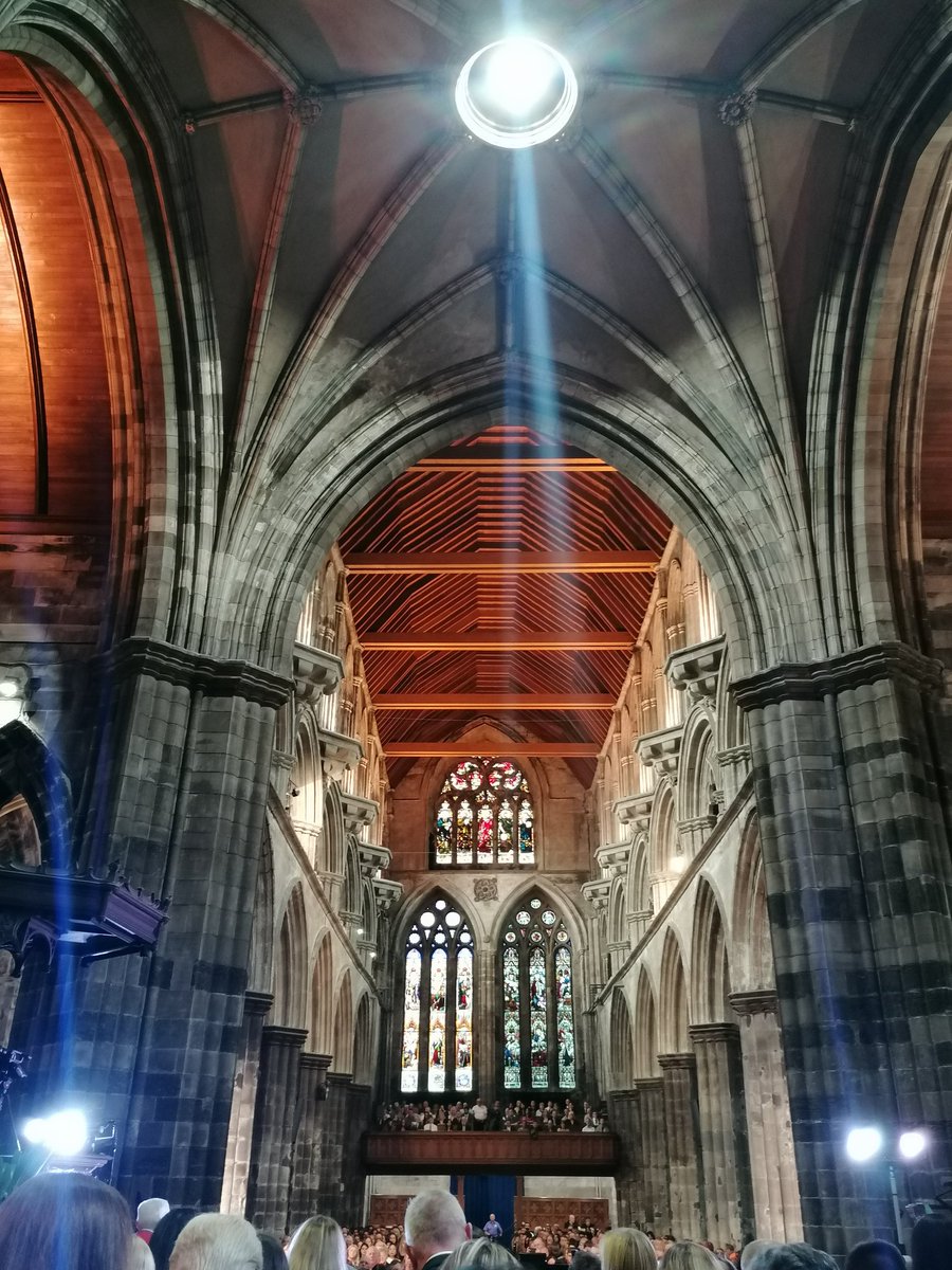 Amanda_UWS's tweet photo. Lovely day at @UniWestScotland graduations yesterday celebrating our @UWS_Psychology student successes. Congratulations to all our graduating students this week  👨‍🎓👩‍🎓💪 https://t.co/ldKpbT848f