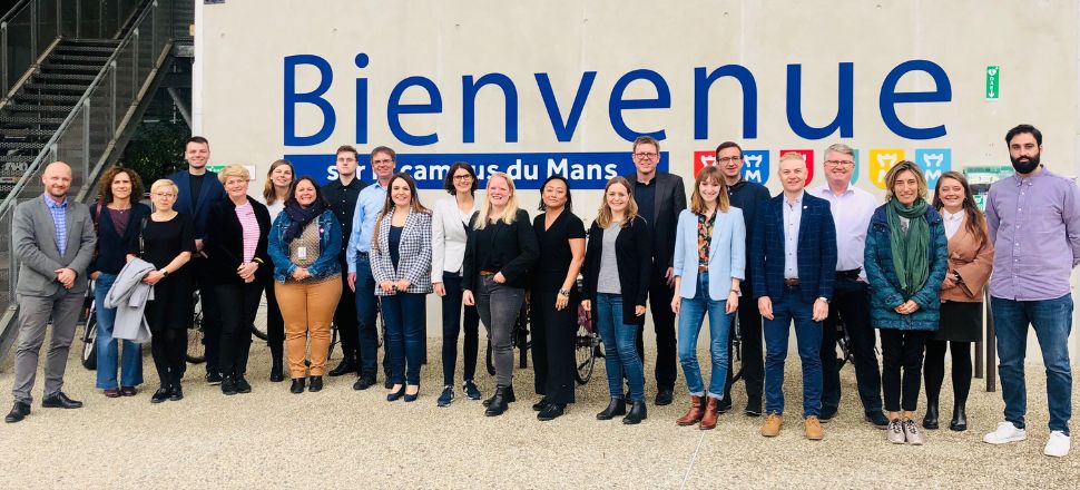 LeMansUniv's tweet photo. 📢 La Commission européenne sélectionne l'alliance Colours dont Le Mans Université est membre, pour devenir #UniversitéEuropéenne 🇪🇺 ! 
👉 Elle offrira de nouvelles opportunités d’apprentissage, de recherche et d’innovation !
➕ d'infos : https://t.co/WN0ZUS4hEq https://t.co/b5cAmhVEFv