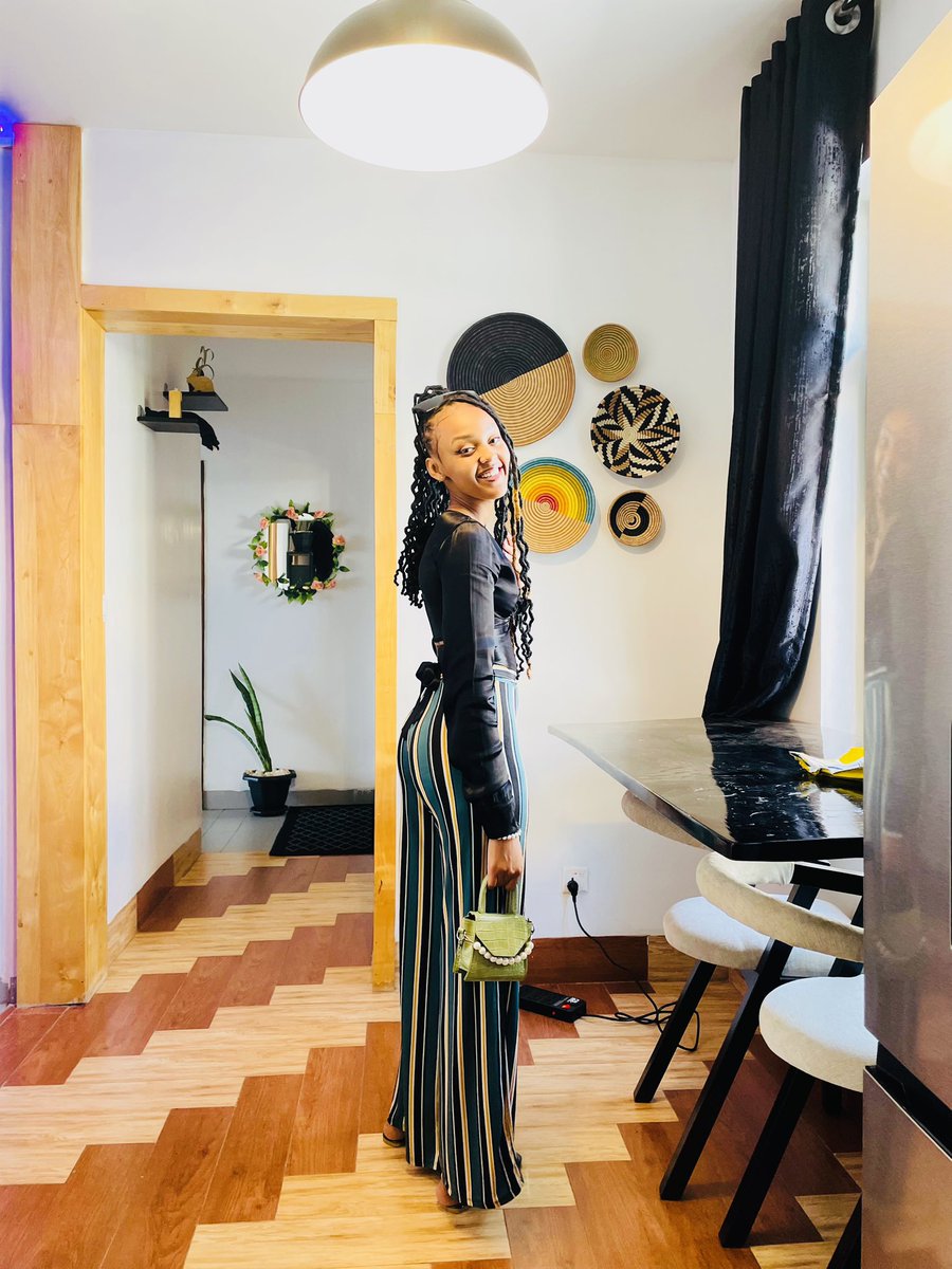 I’m following back immediately 
Let’s be mutual 
Note: If you unfollow me, I will unfollow you too!
No game here😃😃