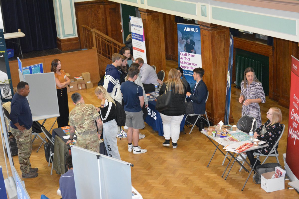 Cowleian's tweet photo. Y12 Progression Week took place last week, with some really great feedback from both students and the visitors who came in to support the students.

We'd like to extend our sincere thanks to all the visitors who came into College.

#ProgressionWeek #Careers #Future #StHelens https://t.co/Z4Y2d9DiOA