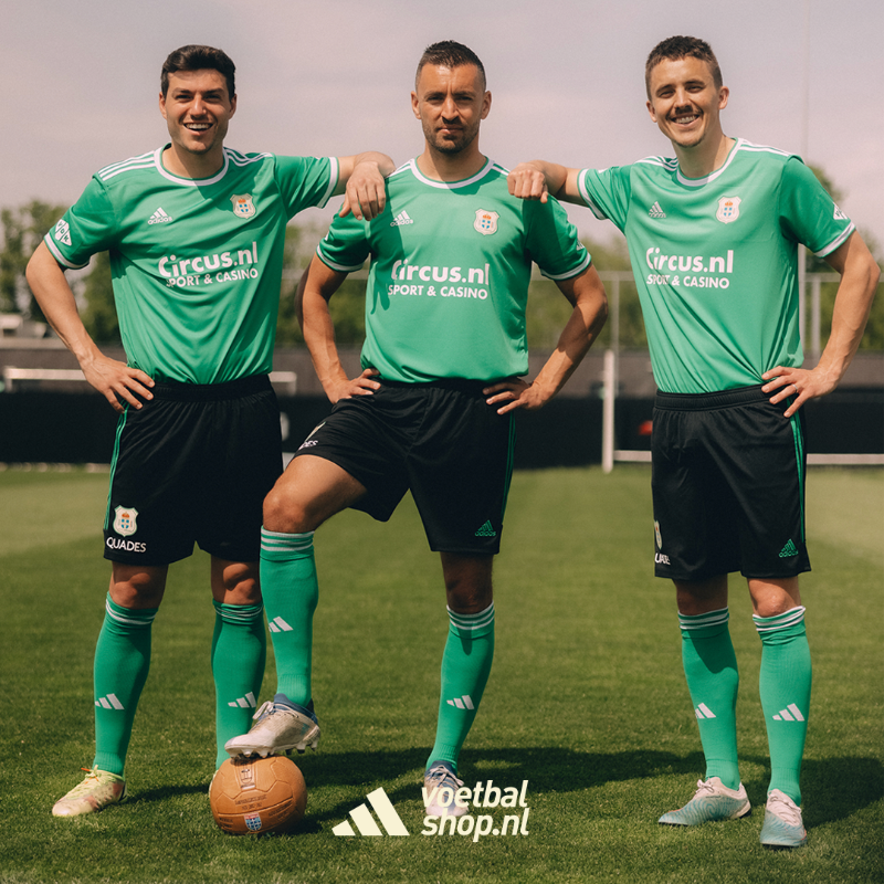 PECZwolle's tweet photo. Nothing here to like. Only to love. 💚

The new adidas away kit 23-24
 ➟ https://t.co/nFhuU9sgoT 
𝗼𝗳 haal 'm in de fanshop!

#peczwolle