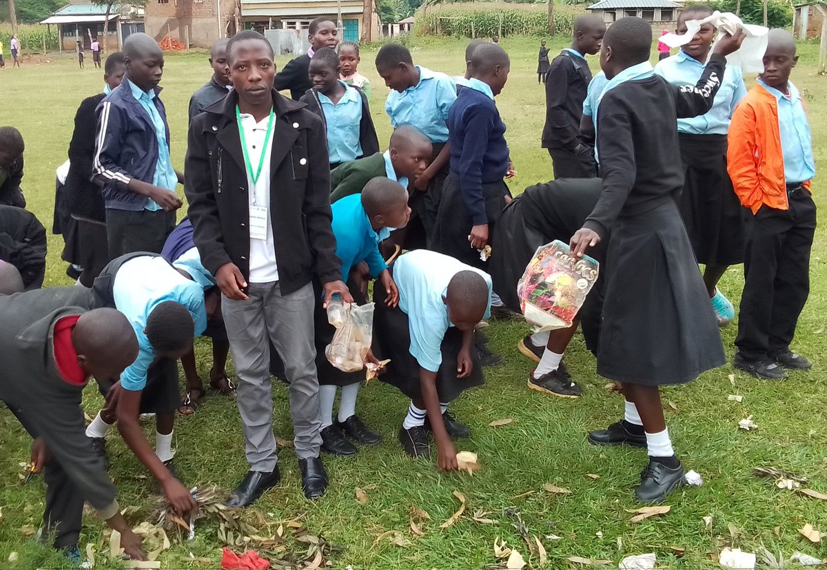 Climate justice awareness and Clean up exercise at Cheng'wali JSS and primary schools.The school now has a climate justice club that comprise 34 JSS Students &amp;2 teachers.Thanks to administration for the opportunity to work with your students.