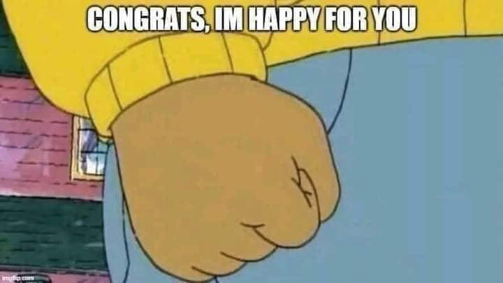 lhsuerin's tweet photo. me seeing all these "i survived the great war" "ticket secured" "I'm going to see taylor" on my tl https://t.co/rWjPtO6nii
