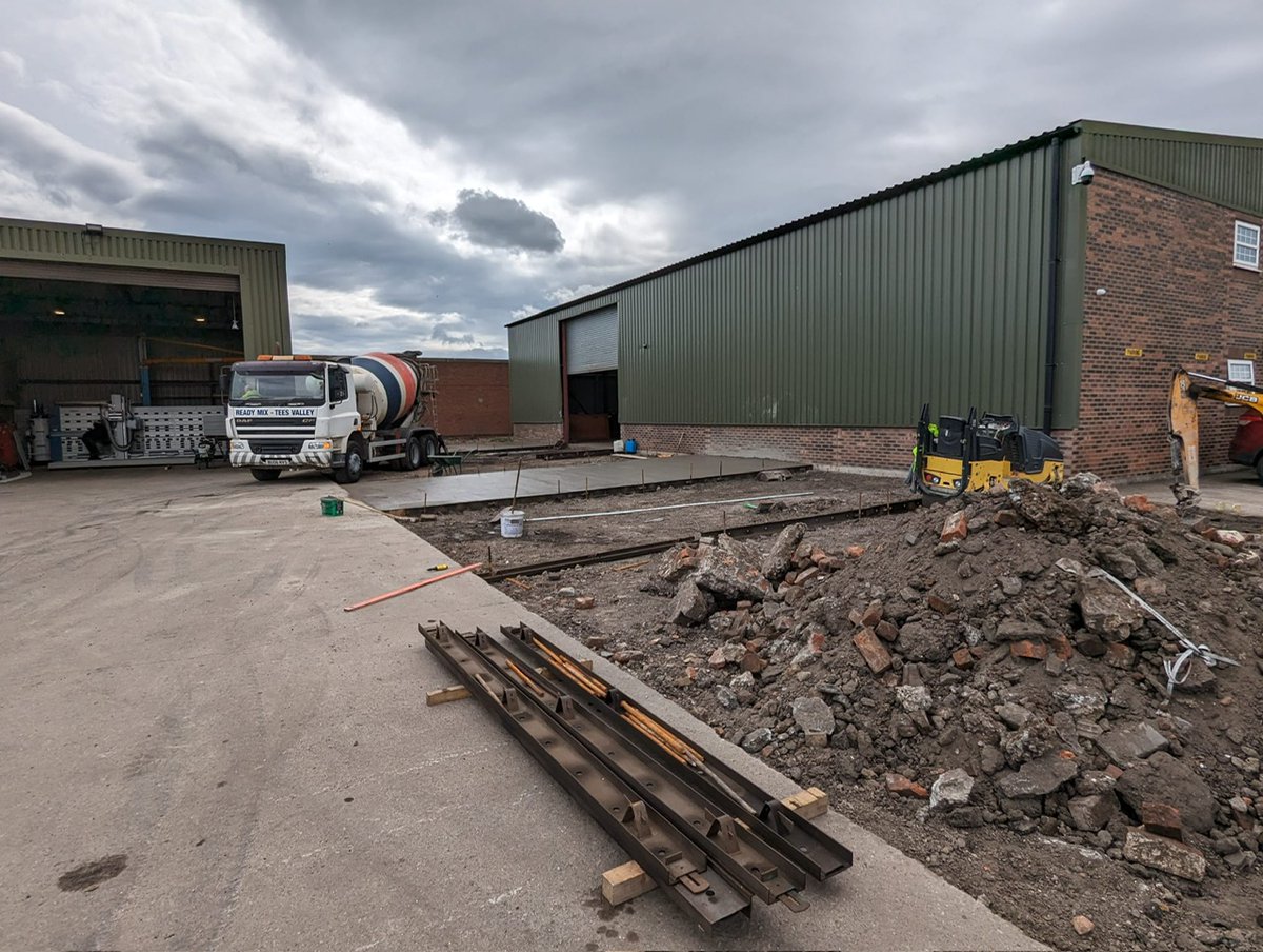 Lots going on as we continue work to improve the site - 8 months since we moved in and lots of progress being made! 🚀