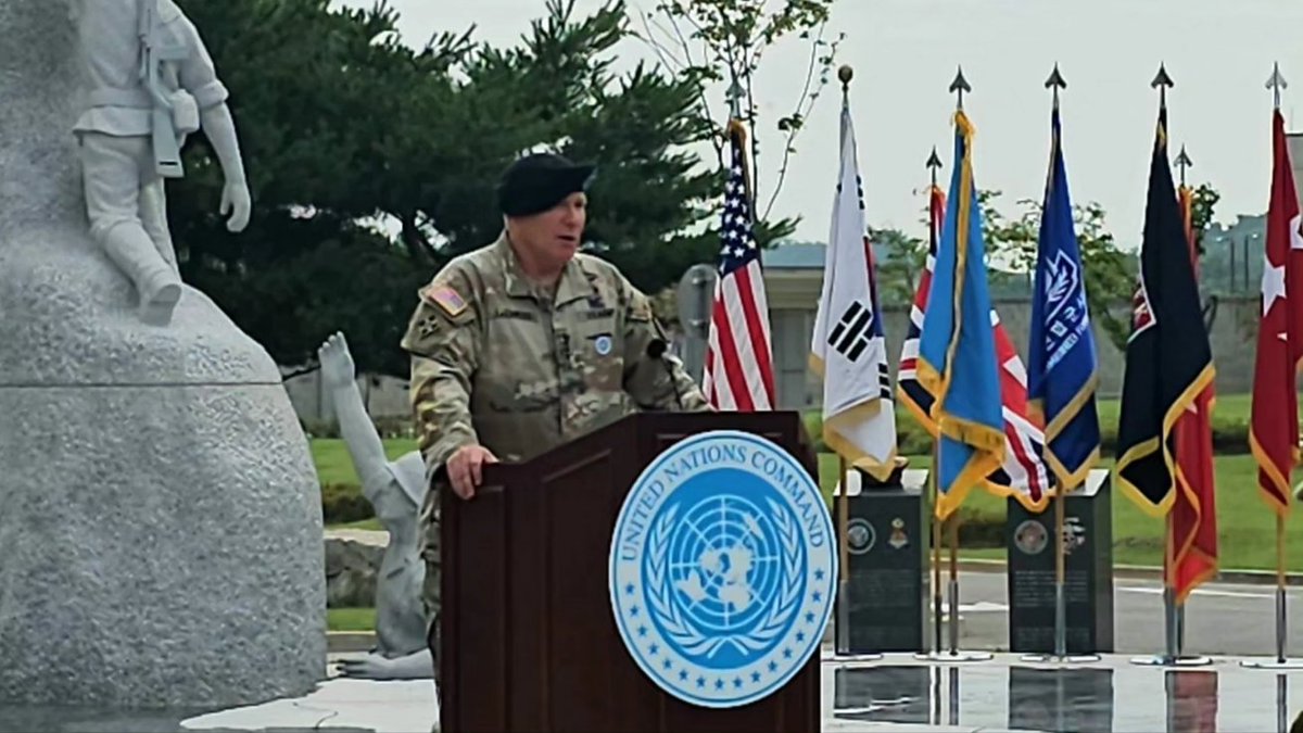 UN_Command's tweet photo. Today fellow members of @UN_Command and friends of the Allies of the Tri-Command recognized the founding of @UN_Command during a ceremony hosted by @CDRUNCCFCUSFK GEN Paul LaCamera.
#unifiedinpurpose, #unbrokencommitment, #underoneflag https://t.co/H9aIiAibrs