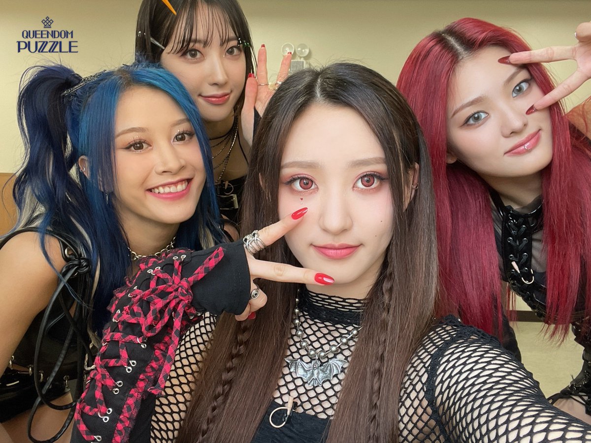 MnetKR's tweet photo. [#퀸덤퍼즐] 4회 〈Re-mix 배틀〉 단체 Selfie📸 #1

이 조합 보내기 아쉬워..💦
그래서 준비한 'Re-mix 배틀' 단체 selfie 선물💐

걸그룹 최상의 조합을 완성하라! Mnet 〈퀸덤퍼즐〉 
매주 화요일 밤 10시 본방송
Every Tuesday 10PM (KST) 

#퀸덤퍼즐 #QUEENDOMPUZZLE #퀸덤 #Mnet #엠넷 https://t.co/B2uMFYKV1E