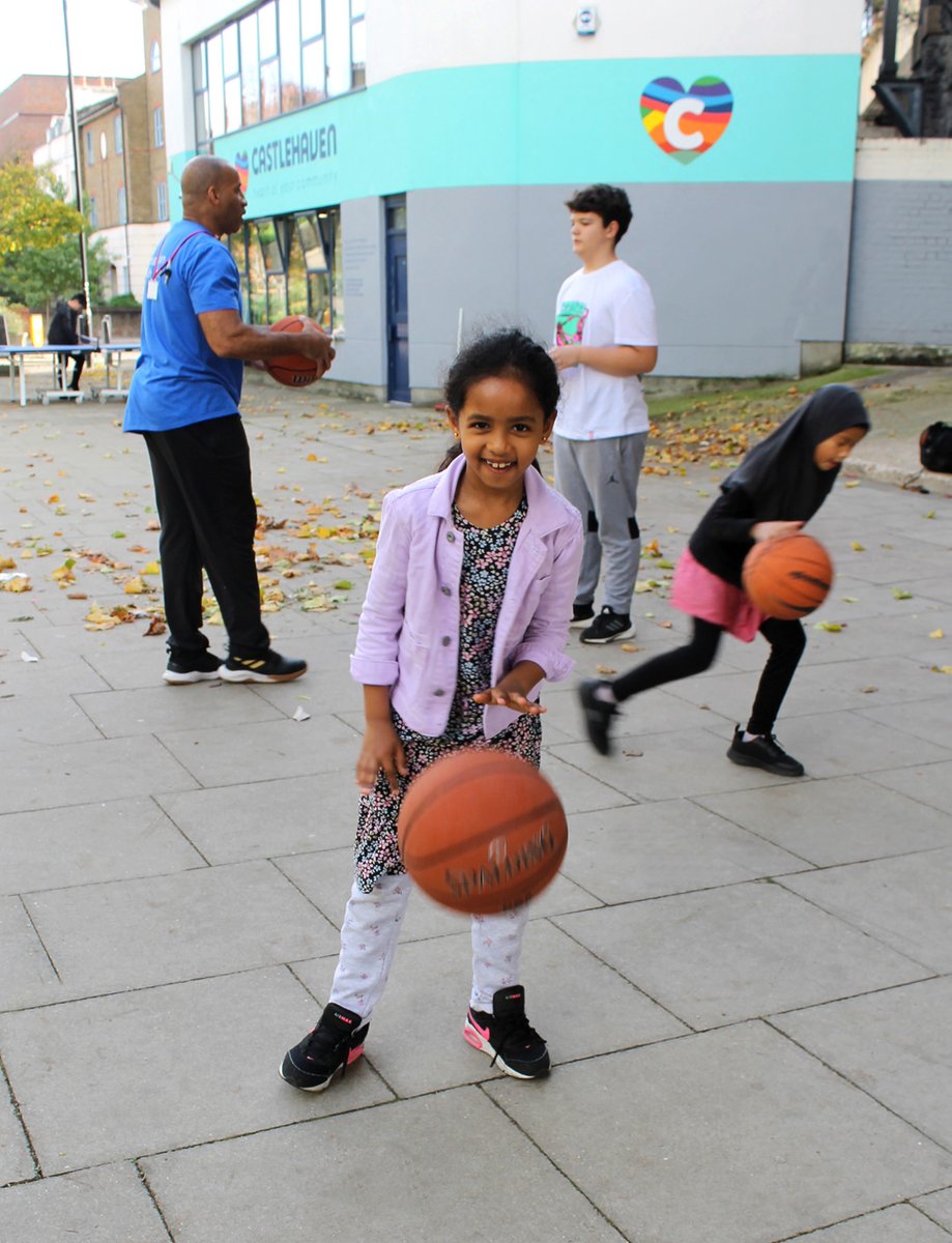 This summer, @CCA_Camden is running free activity programmes for children & young people aged 8-17 from 24 July-17 August. Activities include basketball, football, African drumming, street dance & much more! 🏀⚽🥁🎶 👉Find out more: castlehaven.org.uk/news/upcoming-… #CamdenSummer2023