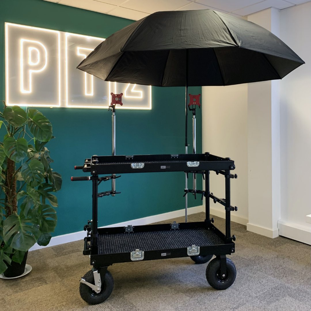 NEW KIT 👀👏

The ADICAM Max DIT Monitor Station - A modified version of the ADICAM Max Cart, complete with monitor brackets and an umbrella, to be used as a portable DIT / Monitor Station. 

Read more &amp; hire it out 👇
procamtake2.com/uk/equipment/m…

#pt2 #procamtake2 #adicam #newkit