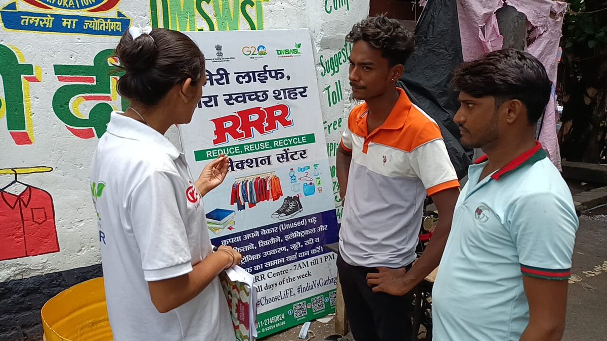 Swachh Survekshan MCD (@sbm_mcd) on Twitter photo Under the Campaign of Meri life Mera Swachha shehar , Team IEC DMSWSL and <a href="/DcClz/">Dy.Commissioner, Civil Lines Zone</a> conducted awareness campaign at 3 RRR Centre's of Civil Line Zone MCD.
#SwachhSurvekshan2023MCD
<a href="/LtGovDelhi/">LG Delhi</a>
<a href="/OberoiShelly/">Dr. Shelly Oberoi</a>
<a href="/GyaneshBharti1/">Gyanesh Bharti</a> Under the Campaign of Meri life Mera Swachha shehar , Team IEC DMSWSL and <a href="/DcClz/">Dy.Commissioner, Civil Lines Zone</a> conducted awareness campaign at 3 RRR Centre's of Civil Line Zone MCD.
#SwachhSurvekshan2023MCD
<a href="/LtGovDelhi/">LG Delhi</a>
<a href="/OberoiShelly/">Dr. Shelly Oberoi</a>
<a href="/GyaneshBharti1/">Gyanesh Bharti</a>