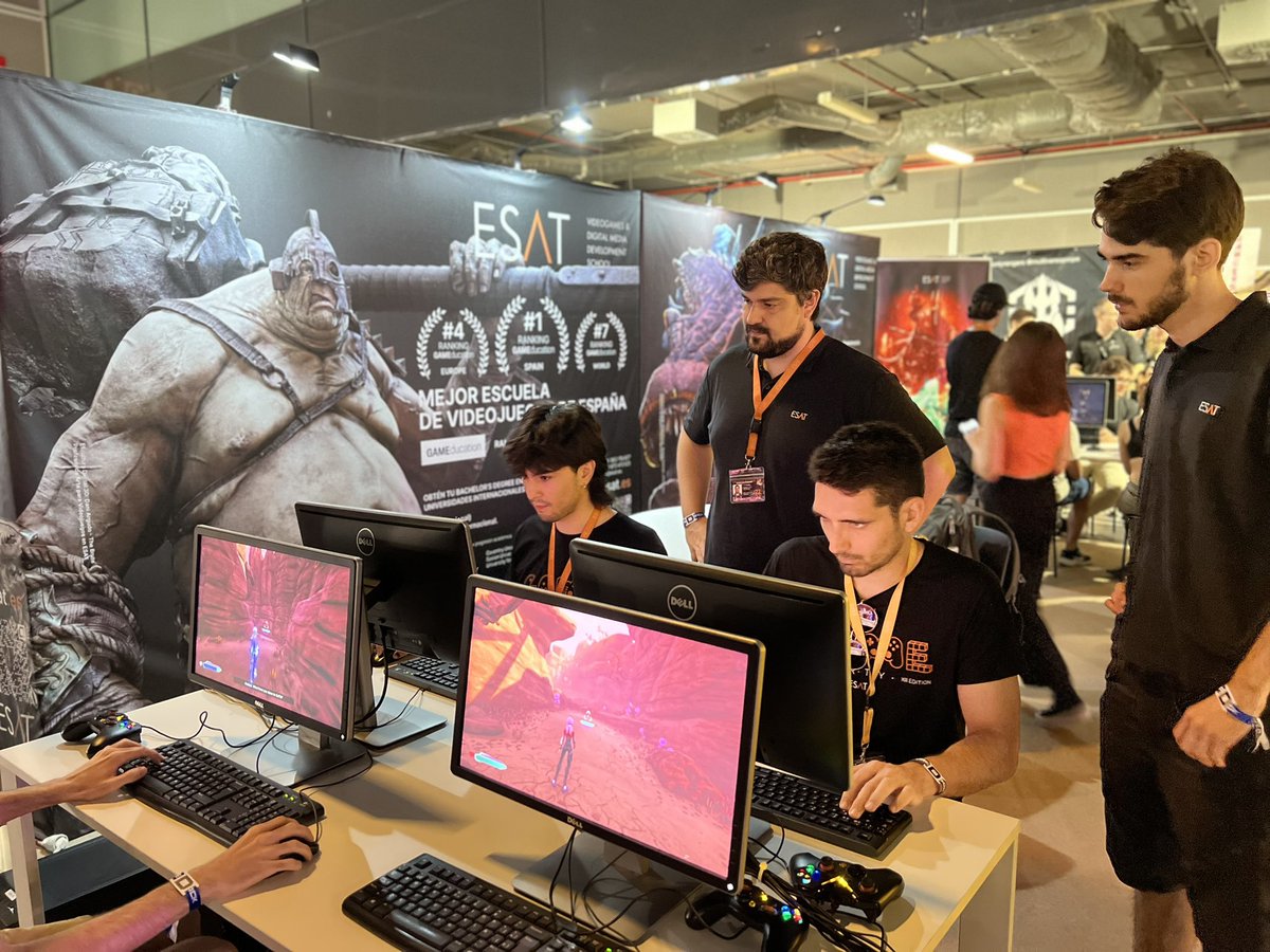 ESAT_Valencia's tweet photo. Estamos en @DreamHackSpain el mayor festival #esports de #España y un punto de referencia para todos los #gamers
Ven a jugar a los #videojuegos de nuestra promoción 2023
@AndaraGame @BornToRiseGame @InvictaTNQ 
Powered by @ESAT_Valencia 
¡¡¡Te esperamos!!! 🎮🎮🎮 https://t.co/oKgW5artxn