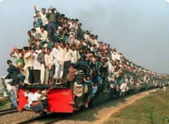 Krithik1161's tweet photo. People Coming to TWITTER TO check whether #INSTAGRAM is down🏃🏃‍♂️ #Instagram #instagramdown https://t.co/ZbcXhADzBD