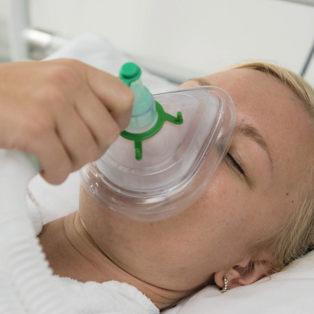 Jannik Jensen🌳🏥🌍🇩🇰 (@jannikjensen9) on Twitter photo 👏Really proud that my own country🇩🇰is now using the technology in healthcare to convert the greenhouse gas Nitrous Oxide/Entonox to Normal Air before releasing it to our climate🏥🌳My very first article in an English magazine😀THANK YOU🙏<a href="/HEJMagazine/">Health Estate Journal</a>
👉content.yudu.com/web/1u0jl/0A1u… 👏Really proud that my own country🇩🇰is now using the technology in healthcare to convert the greenhouse gas Nitrous Oxide/Entonox to Normal Air before releasing it to our climate🏥🌳My very first article in an English magazine😀THANK YOU🙏<a href="/HEJMagazine/">Health Estate Journal</a>
👉content.yudu.com/web/1u0jl/0A1u…