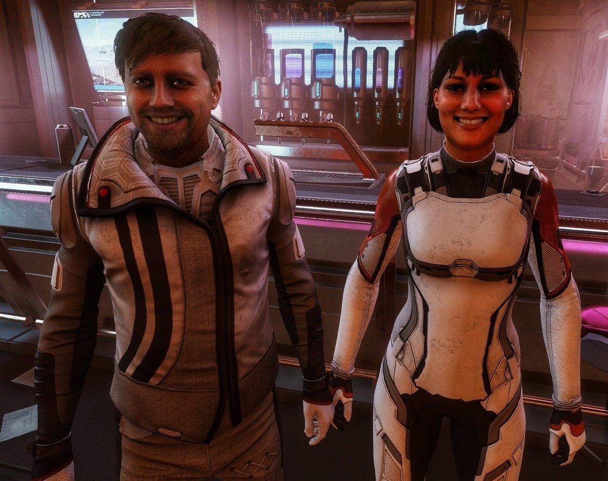 nhivanye's tweet photo. Another trip around Sol complete! 🎂🎉 Had a quiet drink to celebrate with @CmdrTess https://t.co/ArPxzq8JZs