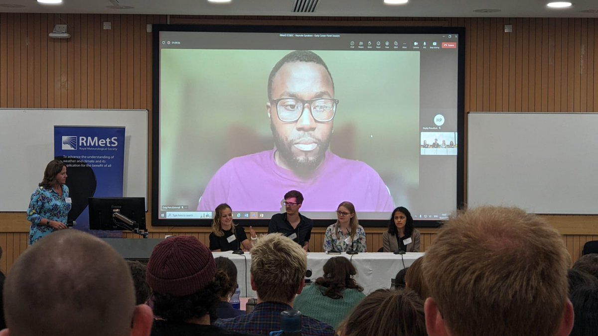 HannahDFindley's tweet photo. Had a fantastic time at the @RMetS #RMetSEarlyCareers Conference at @UniRdg_Met, so many interesting presentations and conversations. I loved representing the @metoffice on the Early Career Panel Session alongside @kaja_mil, @pokubakes, @_mattpriestley and @AyeshaTandon . https://t.co/SHMTpLsJUI