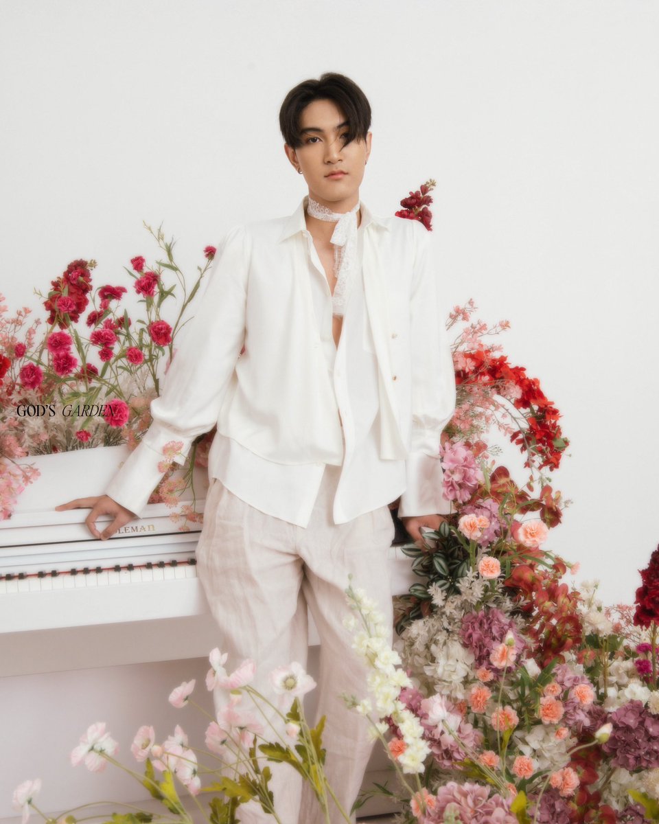 Boyyofgodseries's tweet photo. •JAONAI•
#BOG_GODs_GARDEN
#ARTIST_PROFILE 
#BLOOM_LIKE_FLOWER  #BOYYOFGODTHESERIES 
#ลูกรักพระเจ้าเดอะซีรีส์ https://t.co/MONcdUgW4w