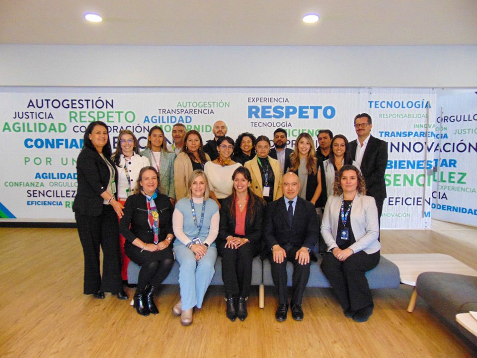 WCO_OMD's tweet photo. L'#OMD organise un atelier sur le contrôle a posteriori pour l'administration fiscale et douanière de Colombie 🇨🇴 (DIAN)
➡️ https://t.co/zYc0l1wt6S
#Douane #RenforcementDesCapacités #PMFE #ProgrammeOMD_SECO #CommerceInternational #FacilitationDesEchanges #AFE #CAP @DIANColombia https://t.co/GvRNa92SG5