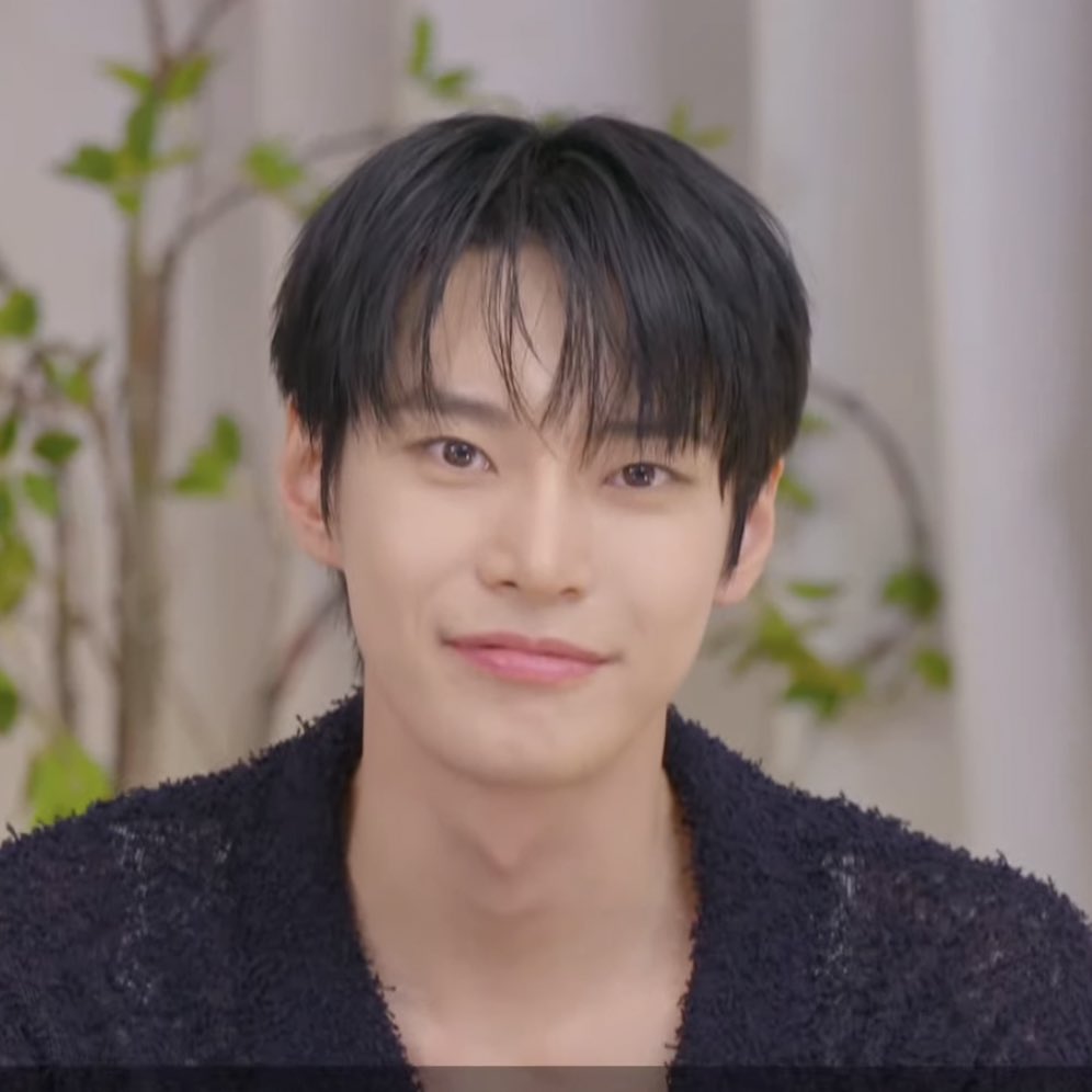 haemjjitokki's tweet photo. doyoung looks so pretty todayyyy https://t.co/5lkj3XFNqn