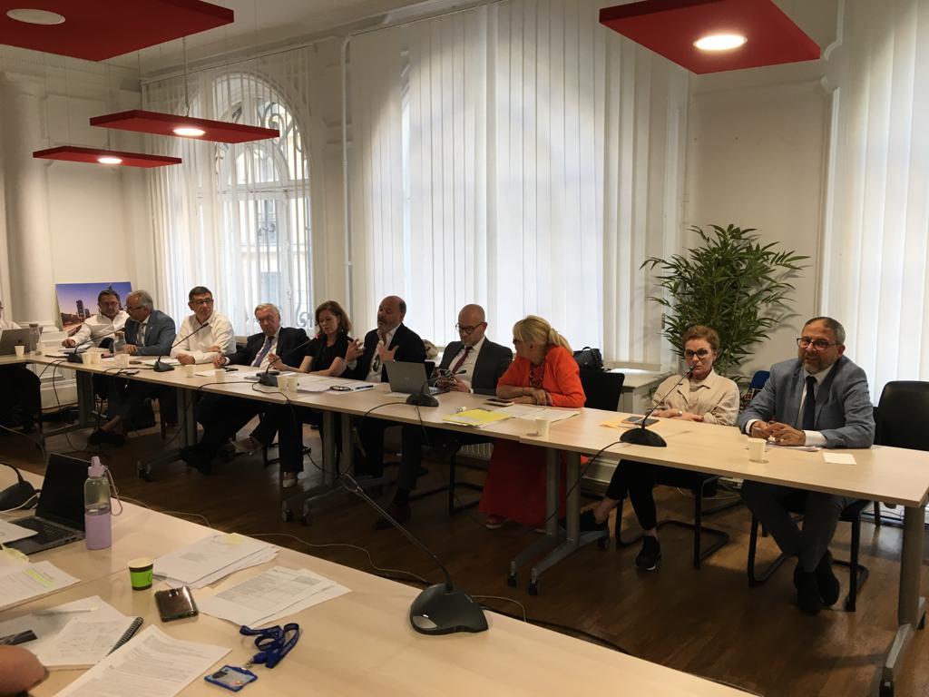 IHELMR tweet media