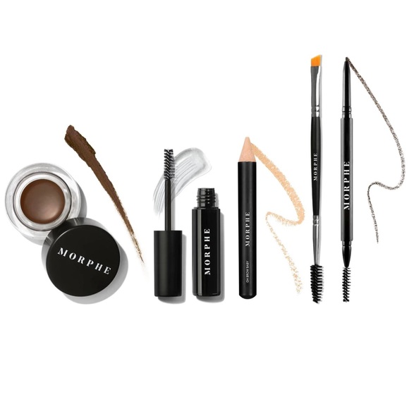 plusitscute's tweet photo. So good I had to share! Check out all the items I'm loving on @Poshmarkapp #poshmark #fashion #style #shopmycloset #bigstar #victoriassecret #morphe: https://t.co/r88Ie1nLRf https://t.co/HEb2bzU4Xe