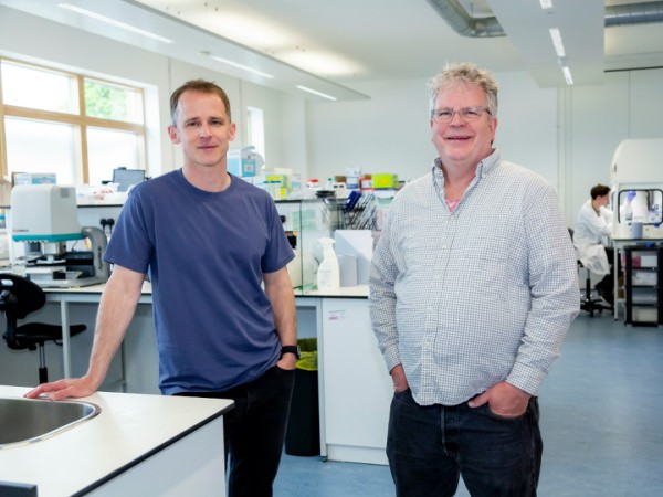 peterdinesc7's tweet photo. 🔬 Camena Bioscience, a Cambridge-based company which provides synthetic genes to the pharmaceutical and biotechnology industries, has completed a £7.8m ($10m) Series A funding round led by Mercia Ventures.

The new funding will be used to scale operati... https://t.co/Q5owqT8HAw https://t.co/BBYajE0HUP