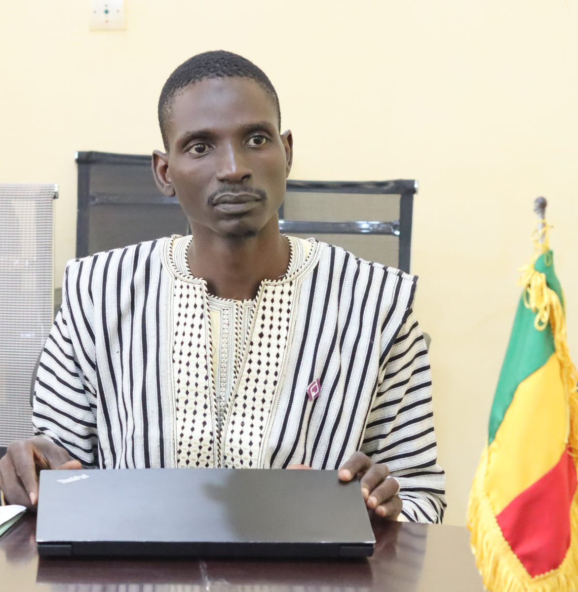 SearchMali's tweet photo. Atelier de validation de la commune d'intervention de la région #Bandiagara pour la mise en œuvre des activités du Projet “ #FOKABEN ” porté par #searchmali et ses partenaires sur financement du @PBFMali 
#digitalpeacebuilding 
#desinformation
#stopdiscoursdehaine
#search41 https://t.co/8dE0IOfGar