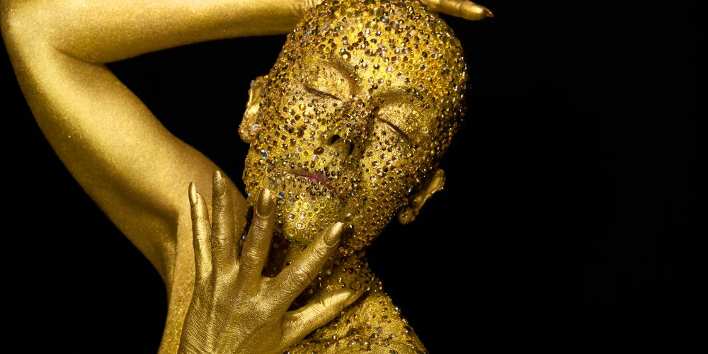 DARK HORSE 🎤

<a href="/Success_Express/">Success Express</a> is set to host another gig on 18 July at <a href="/paperdressed/">Paper Dress Vintage</a>, featuring singer-songwriter <a href="/MariaWilman1/">Maria Wilman</a> with @siconnellymusic in support. For every ticket sold, 50% of the booking fee is donated to @TrussellTrust🎗

Tickets 👉🏻 rb.gy/b0mz4