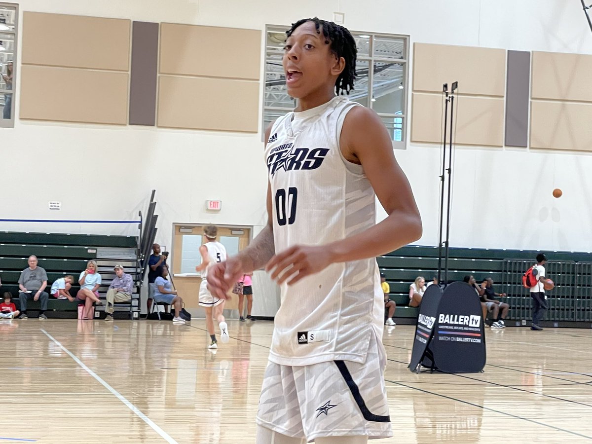 Upward Stars Harvey connected on 18 three-pointers as a team today in a win over Charleston Raptors. Brady Poole led the way with 24 points - 6 threes. Kayzzin McDowell 15 points - 5 3’s, Owen Stewart 11 points - 3 threes. #PrepHoops #SwannysRoundballReview #PhenomSummerHavoc
