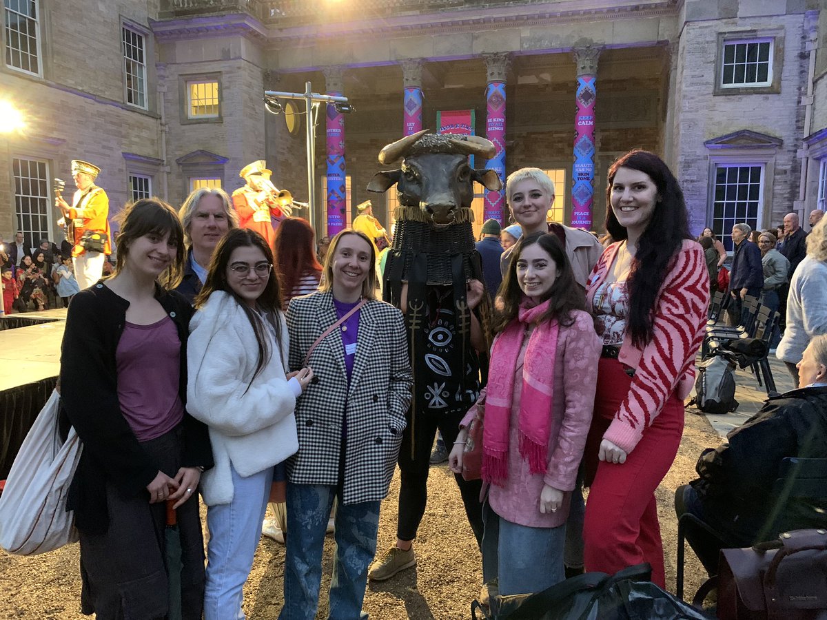 JuliaLetts's tweet photo. A shout out to my brilliant volunteers on @UAL oral history project ‘Making Mischief’, collecting stories on folk costumes and traditions. They have clocked up 289 volunteering hours in 2 months!! @ComptonVerney @OralHistorySoc @MuseumofBritish @WarwickshireCRO @HeritageFundM_E https://t.co/4yocuGSEUH