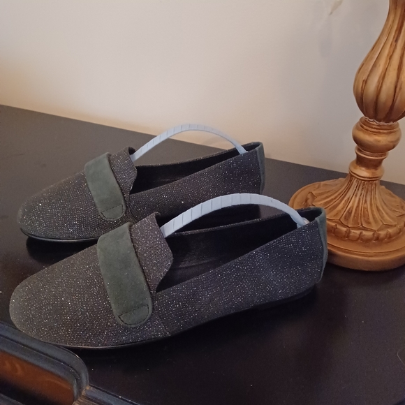 the_pifer's tweet photo. So good I had to share! Check out all the items I'm loving on @Poshmarkapp from @sarahg328 #poshmark #fashion #style #shopmycloset #newbark #collectiveconcepts #polobyralphlauren: https://t.co/8YdM6OkjeE https://t.co/TNoeav9qn0