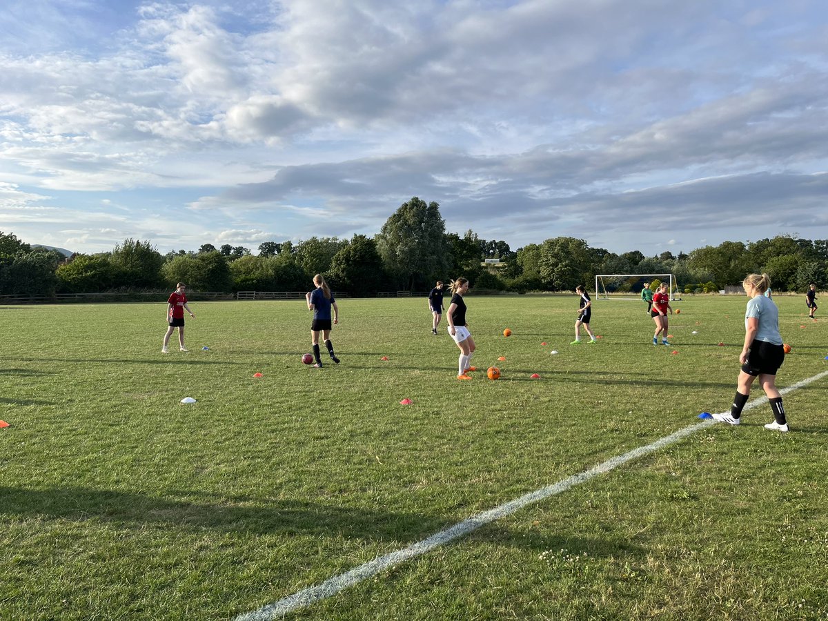 A very successful 2nd session for Welland Ladies First FC try outs, the last one is this Sunday at 10am, if you would like to come and take part then please get in contact, Welland Ladies Reserves start Sunday 16th July with a relaxed training session for all to join in ⚽️💛💙