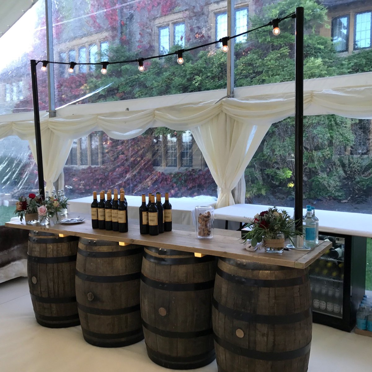 WesternMarquees's tweet photo. Bars to tempt and inspire!🍾🥂
Need some bar inspo? Look no further... 👀

Check out the blog 👇
https://t.co/aKhdBuebIo

#marqueehiredorset #dorsetmarquees #eventsdecor #marqueebar #MarqueeBar #marqueebars #eventdecor #notjustweddings #marqueelights #marqueehire https://t.co/8VeObFwzsZ