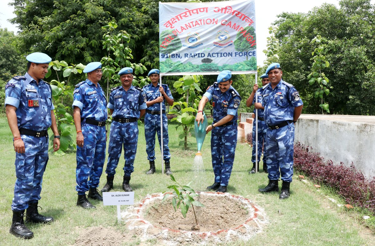 091bn's tweet photo. "FOR A BETTER
TOMORROW, PLANT MORE
TREES TODAY".
Assimilating this quote a mega plantation drive was undertaken under the guidance and supervision of Sh. Amitabh Kumar Commandant 91 Bn. https://t.co/MVJXLLXXfM