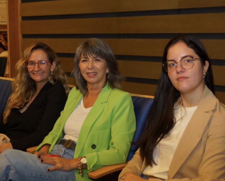 ✅ Diariamente comparto espacios de trabajo, compromisos, ideales y también discusiones reflexivas con mujeres misioneristas que quieren como yo lo mejor para nuestra provincia. 

✅ Innovando por #Misiones y por el #federalismo. 

Hermoso encontrarnos !