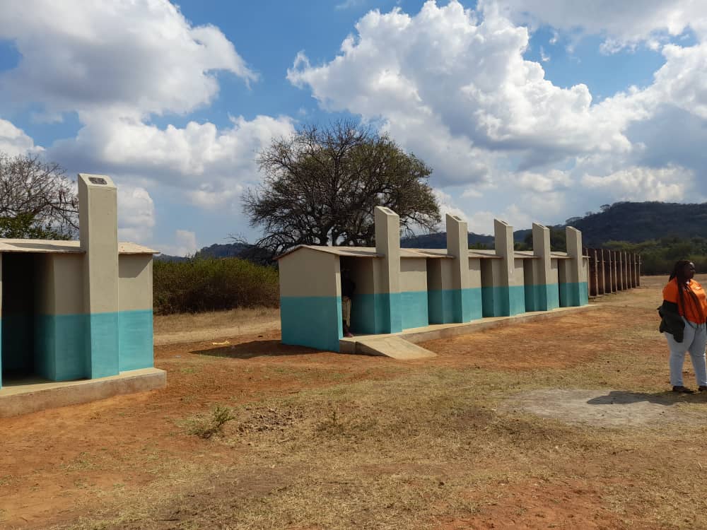 AWET_Apostolic's tweet photo. Day 3 & 4 of the #WASH partner Capacity Exchange in Chiredzi organized by @CAREZimbabwe saw partners visiting sites in Urban, Rural and School areas where WASH interventions were done by @ChristianCare and partners #WASH4HEALTH #WASH4NUTRITION #WASH4DEVELOPMENT #WASH4EMERGENCIES https://t.co/T4elTxxE4o