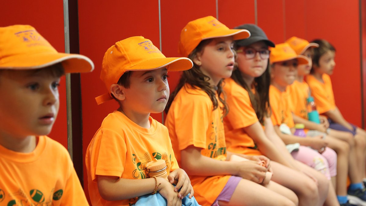 🤗 Hoxe recibimos no Anxo Carro aos rapaces e rapazas do Campamento de verán do <a href="/LumieiraLugo/">A.D.C. Lumieira Lugo</a>!

🏟️ Coñeceron o noso fogar e desfrutaron dunha mañá de convivencia!

🙌 Esperamos vervos por aquí esta tempada!

#ForzaLugo