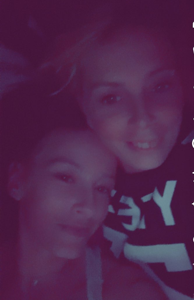 faveystgothiq's tweet photo. Hello le monde 🌎…. Nous sommes de retour 😛 venez nous voir sur https://t.co/kX63MNuLUx😈💎🌹 https://t.co/njJOmRb2m4