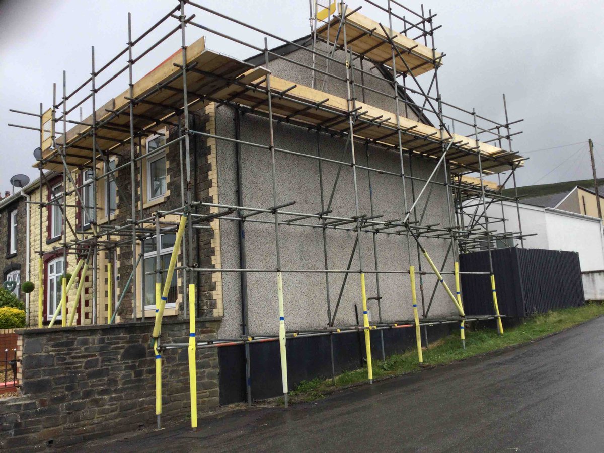 Take a look a this scaffolding done for Brad Jenkins Roofing Services

If you have any scaffolding requirements, please don't hesitate to contact us!

💥FREE QUOTES💥

📞01495 769169
📧Info@ccscaffoldsystems.co.uk