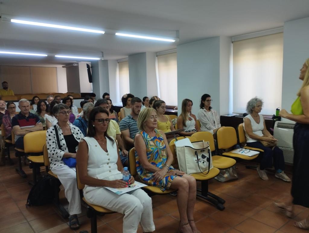 Colegio Oficial de Psicología Andalucía Oriental tweet media