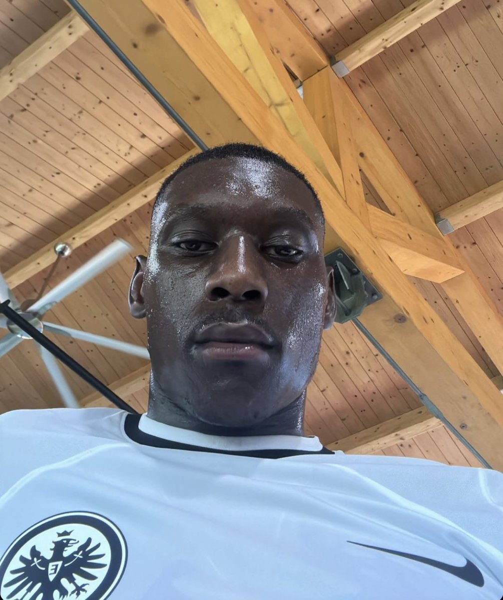 wukongxf's tweet image. POV: Man merkt das, dass nΓ€chste Spiel gegen die @Eintracht ist.ππ¦