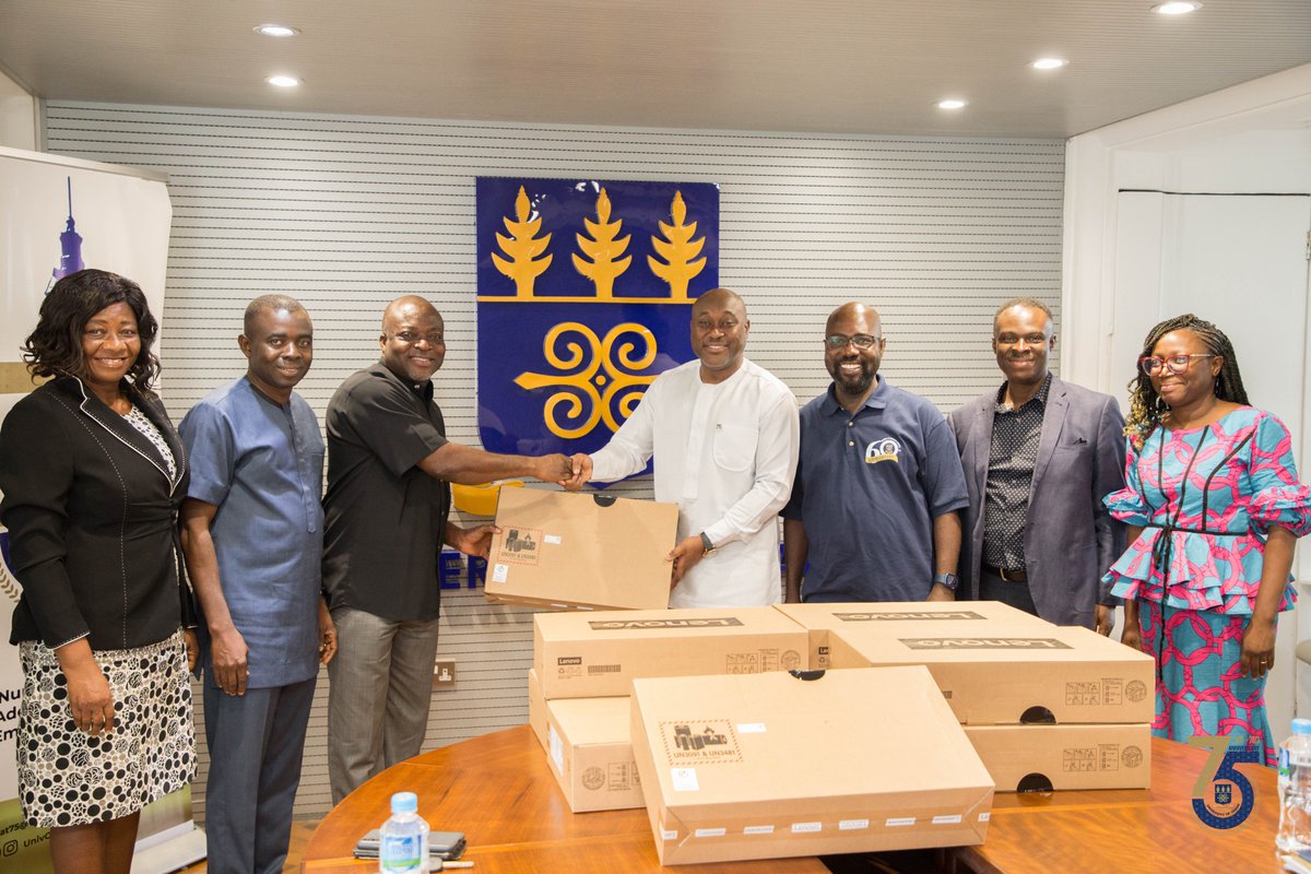 UnivofGh's tweet image. UG alumni from @afreximbank have generously donated 20 new laptops to the University in support of the @UnivGh_VC's "One Student, One Laptop" (1S1L) initiative. Receiving the laptops, Prof. @gordon_awandare, @provcasaug, lauded the alumni for supporting their alma mater.

#UGIS75