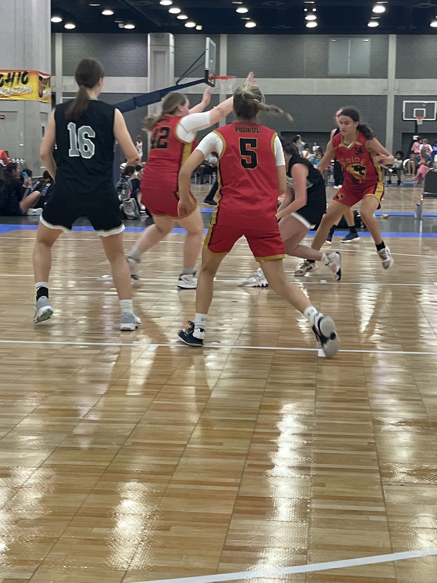 Run 4 Roses Classic day 1 ✅
2-0 so far!! 
Play again at 4 on court 81!!