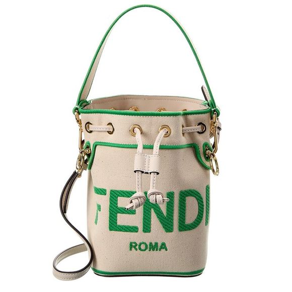 PoshmarkMama's tweet photo. So good I had to share! Check out all the items I'm loving on @Poshmarkapp #poshmark #fashion #style #shopmycloset #charterclub #fendi #mayqueen: https://t.co/ckrk1bBUQb https://t.co/GxSHMGUWj7