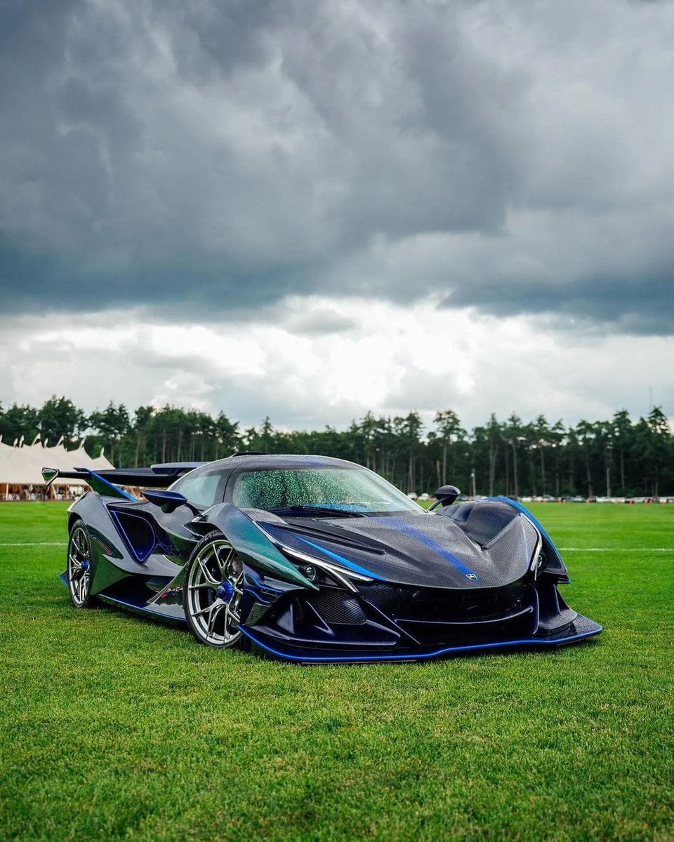 Apollo IE, image size:960x1200