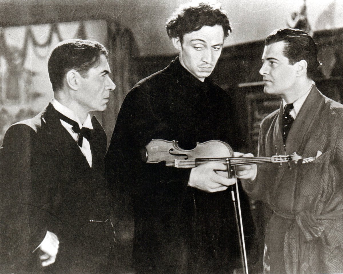 TinseltownTwins's tweet photo. Rex Lease with Sheldon Lewis and Mischa Auer in The Monster Walks (1932). #ClassicGuyOfTheWeek #RexLease https://t.co/rYkPNiWXNa